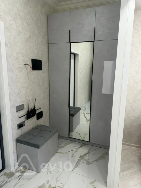 Kirayə verilir 2 otaqlı yeni tikili 65 m²