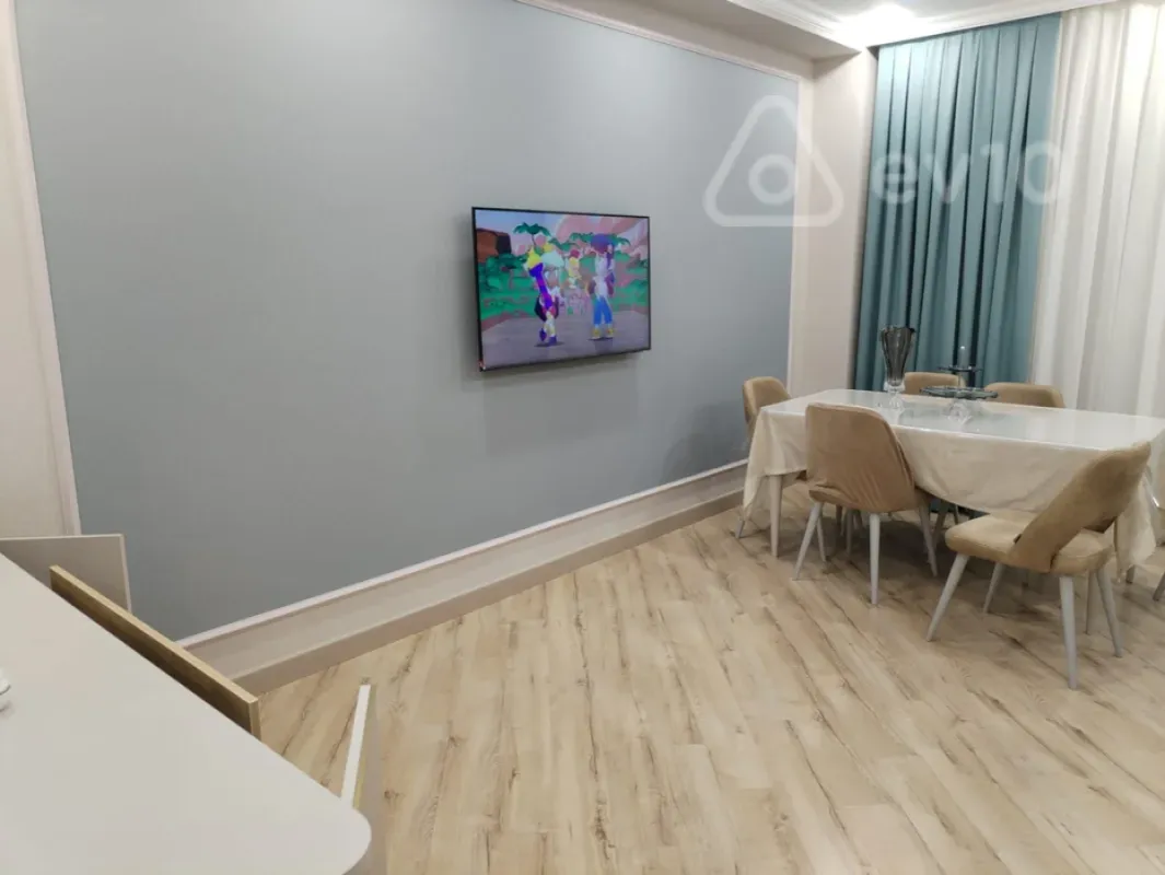 Kirayə verilir 3 otaqlı yeni tikili 110 m²