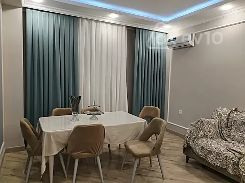 Kirayə verilir 3 otaqlı yeni tikili 110 m²