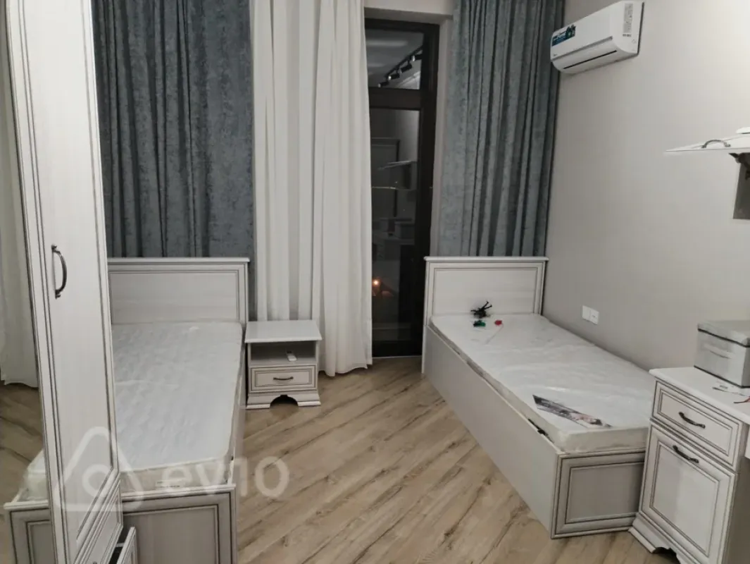 Kirayə verilir 3 otaqlı yeni tikili 110 m²