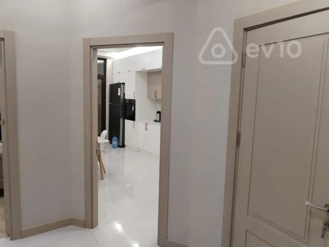 Kirayə verilir 3 otaqlı yeni tikili 110 m²