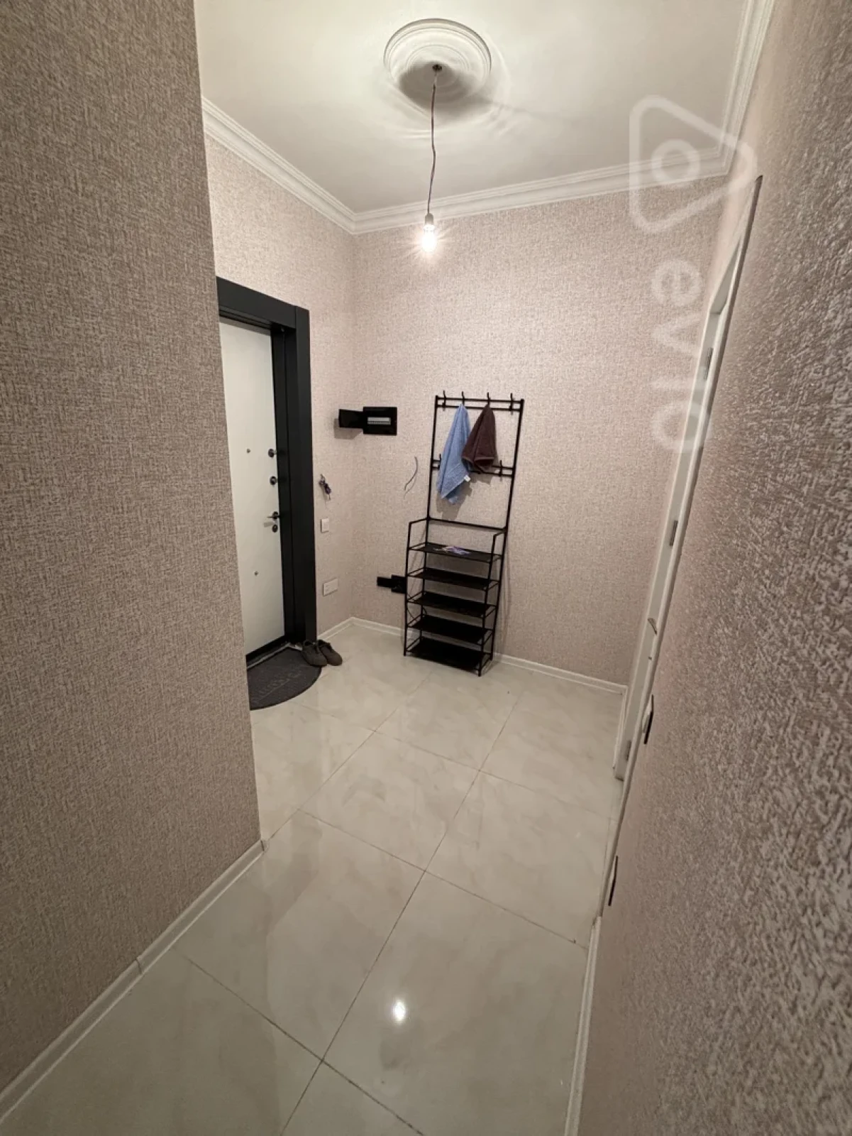 Kirayə verilir 2 otaqlı yeni tikili 93 m²