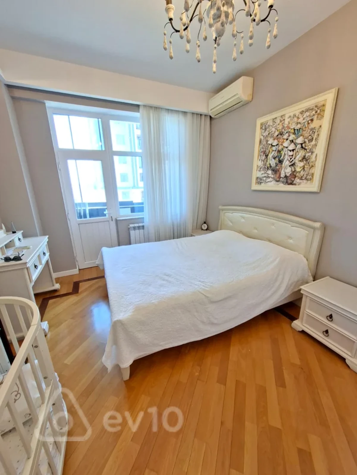 Satılır 2 otaqlı yeni tikili 90 m²