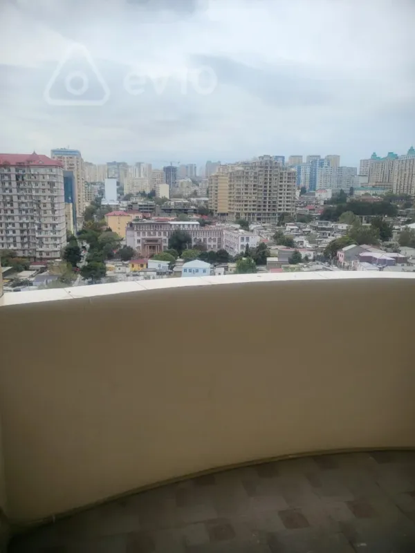 Satılır 4 otaqlı yeni tikili 178 m²