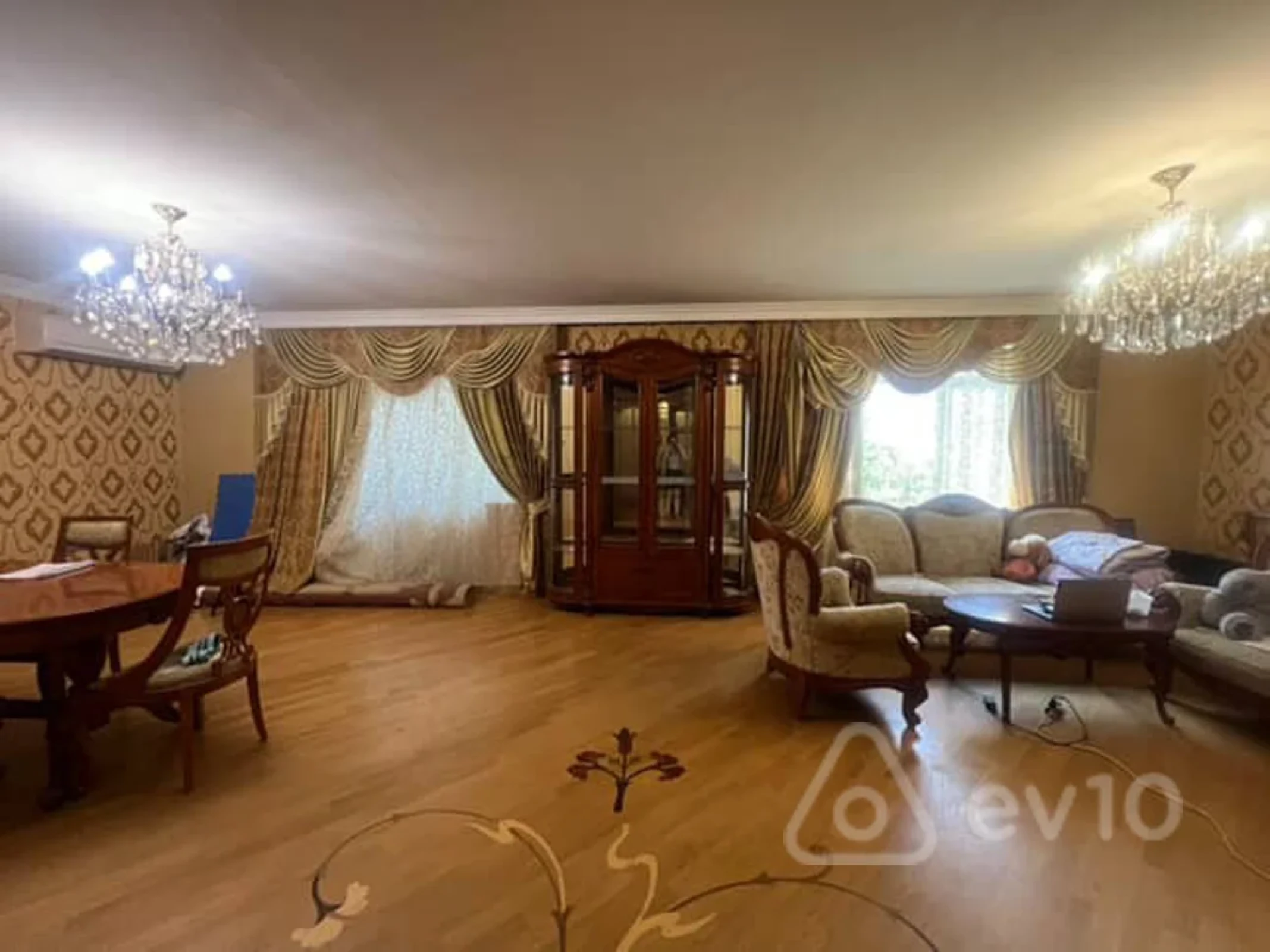 Kirayə verilir 3 otaqlı köhnə tikili 85 m²