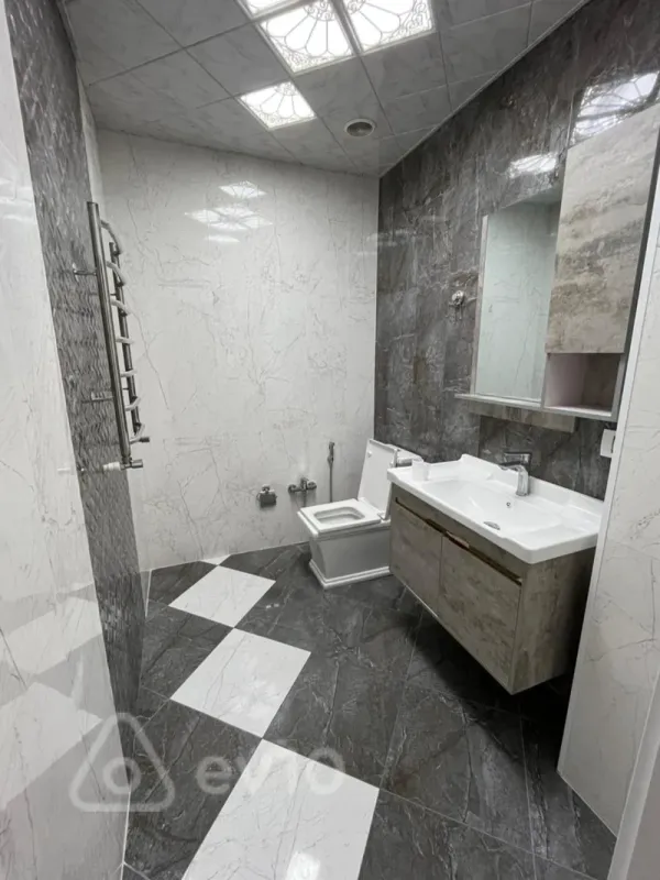 Kirayə verilir 3 otaqlı yeni tikili 137 m²