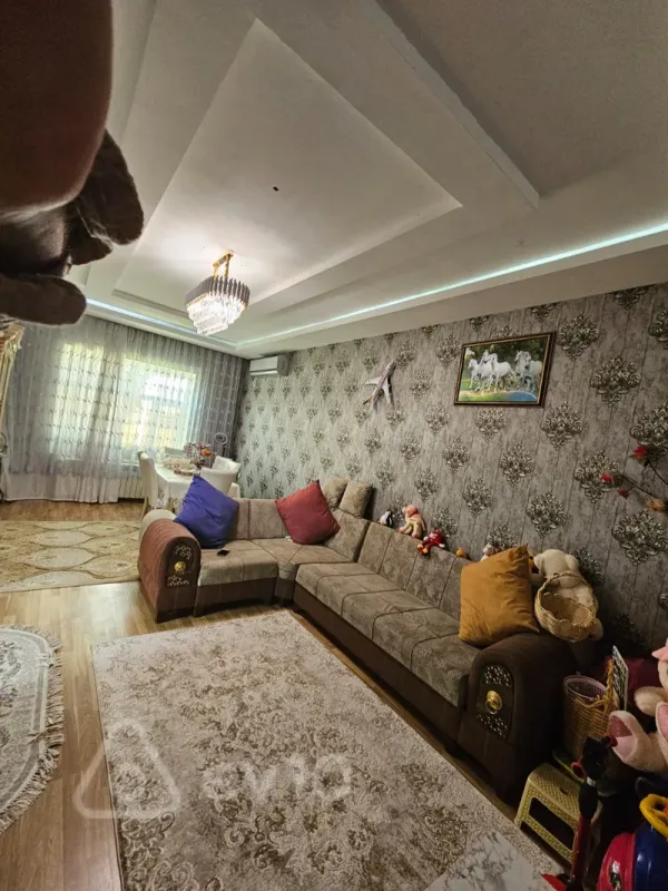 Satılır 4 otaqlı həyət evi 140 m²