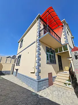 Satılır 4 otaqlı həyət evi 140 m²
