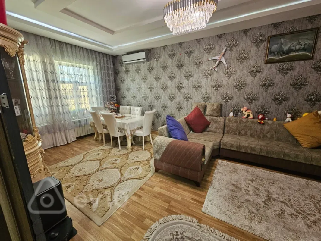 Satılır 4 otaqlı həyət evi 140 m²