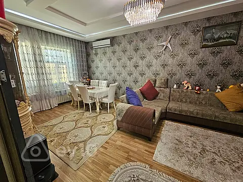 Satılır 4 otaqlı həyət evi 140 m²