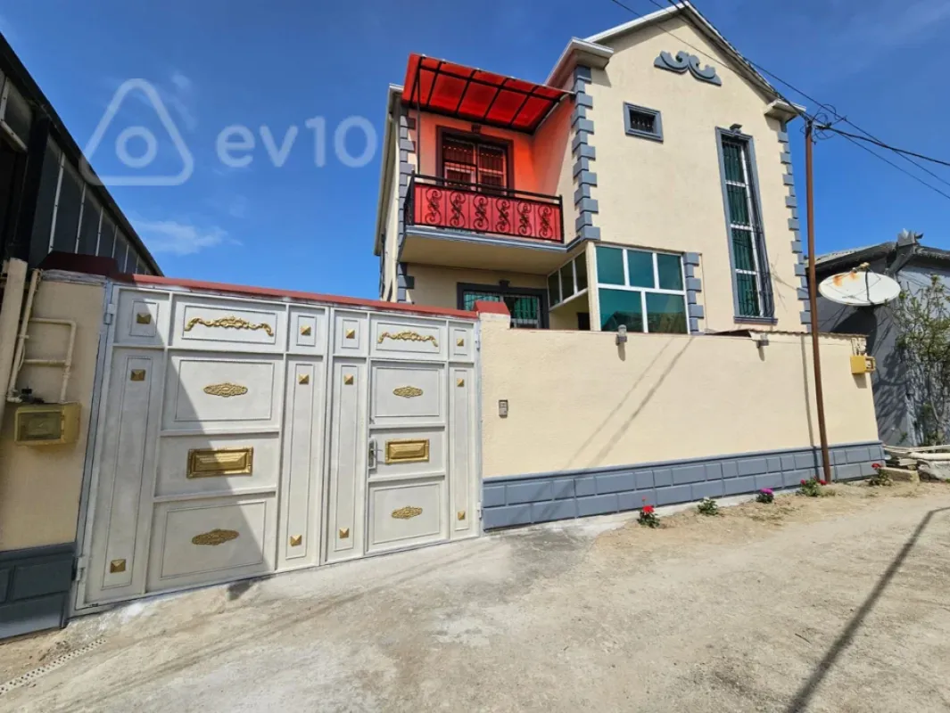 Satılır 4 otaqlı həyət evi 140 m²