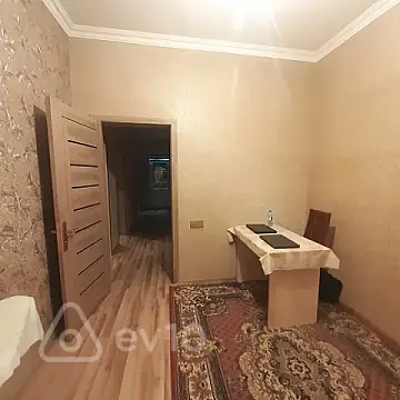 Satılır 4 otaqlı həyət evi 140 m²