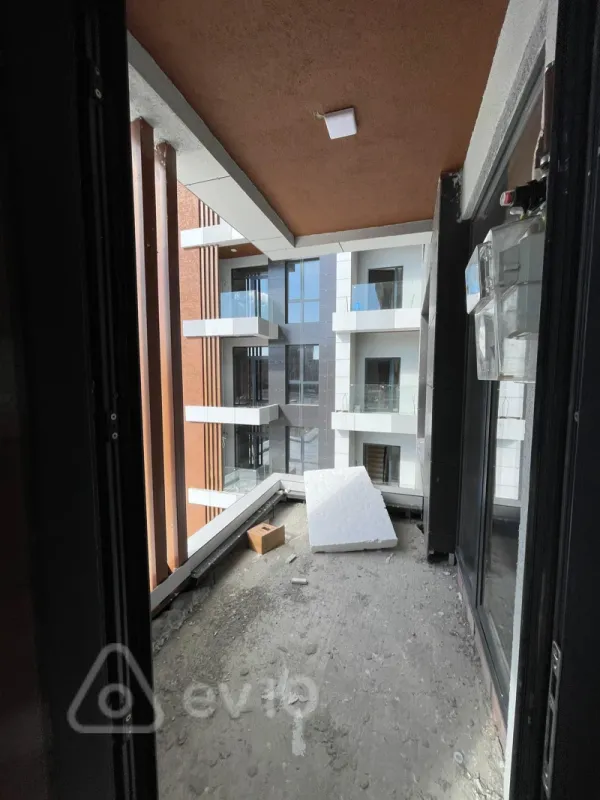 Satılır 2 otaqlı yeni tikili 99 m²