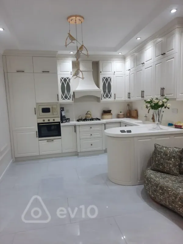 Satılır 3 otaqlı həyət evi 150 m²