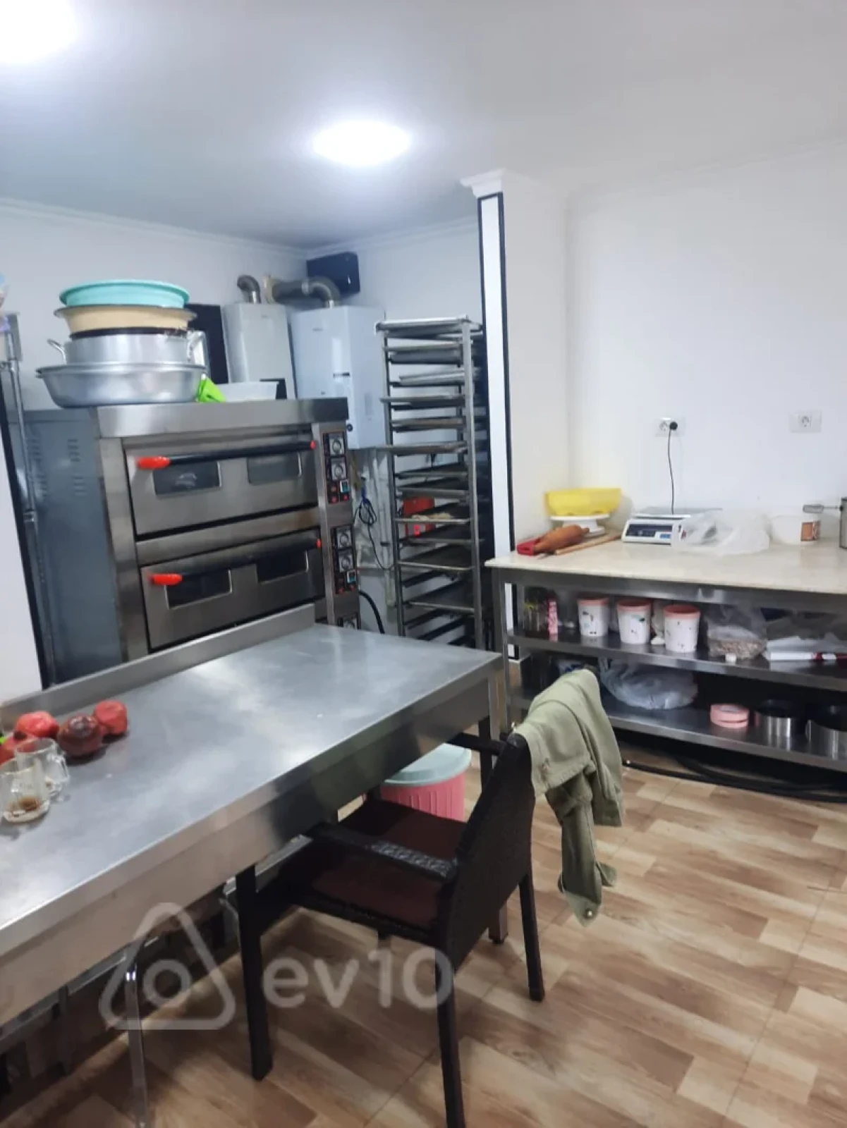 Satılır 3 otaqlı həyət evi 150 m²