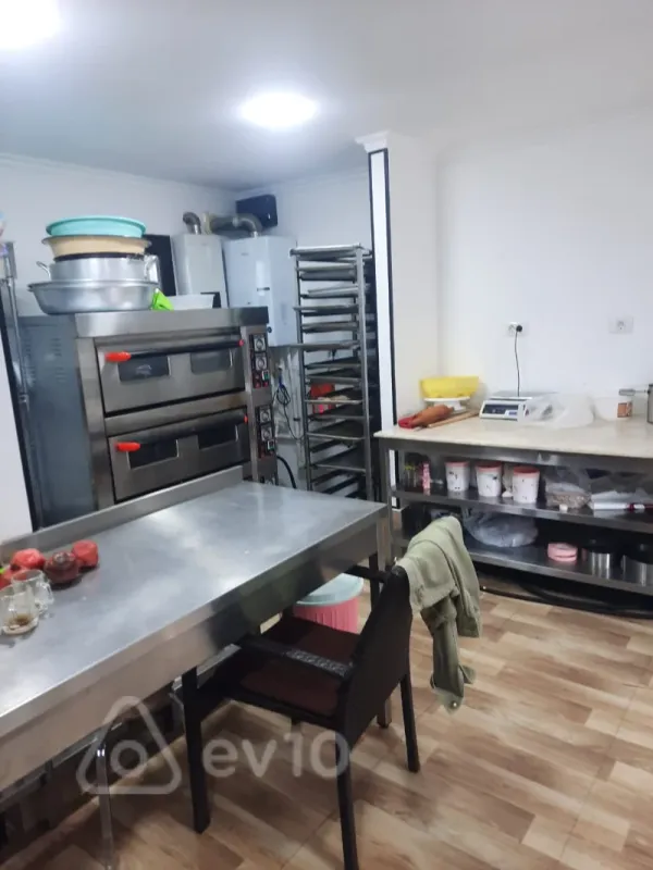 Satılır 3 otaqlı həyət evi 150 m²