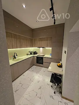 Kirayə verilir 2 otaqlı yeni tikili 60 m²