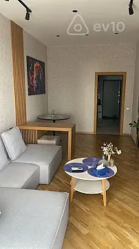 Kirayə verilir 2 otaqlı yeni tikili 60 m²