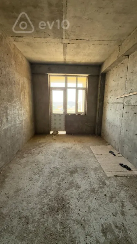 Satılır 2 otaqlı yeni tikili 64 m²