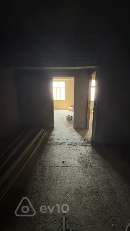 Satılır 2 otaqlı yeni tikili 64 m²