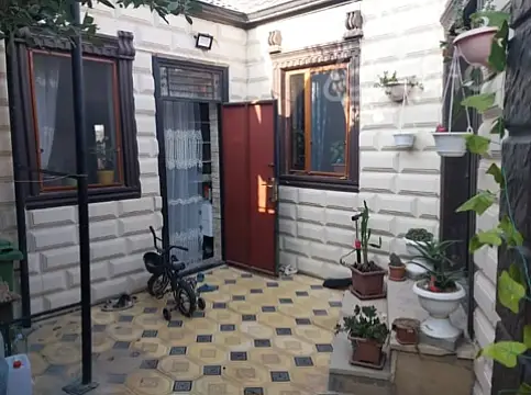 Satılır 3 otaqlı həyət evi 70 m² — Bakı, Abşeron 3 otaq 70.00 m²