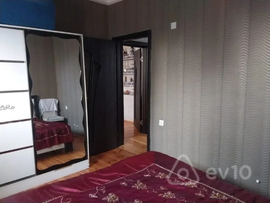 Satılır 3 otaqlı həyət evi 70 m²