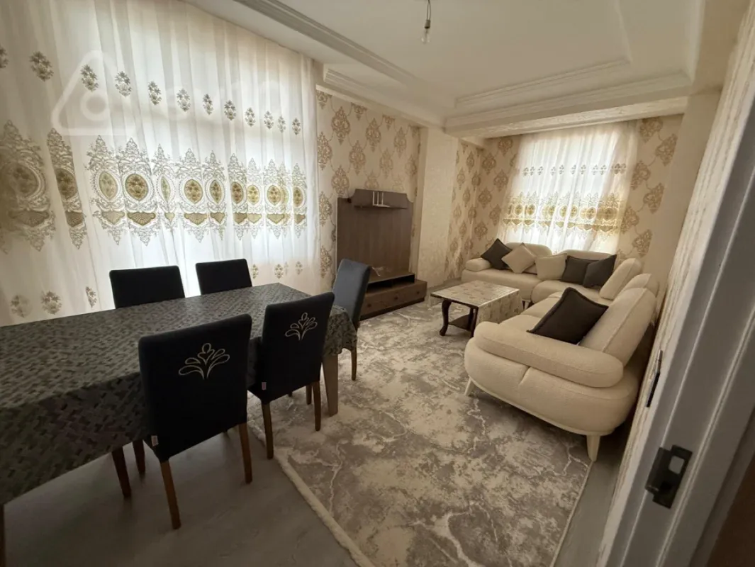 Kirayə verilir 3 otaqlı yeni tikili 90 m²