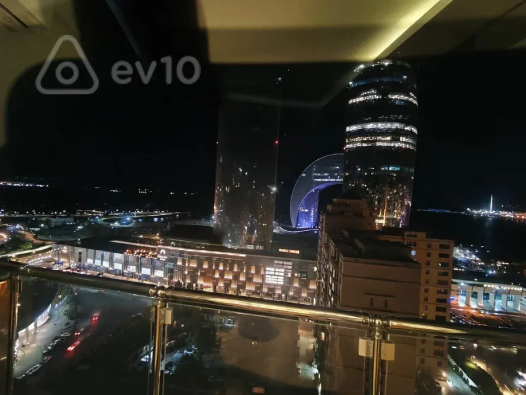 Kirayə verilir 2 otaqlı yeni tikili 70 m²