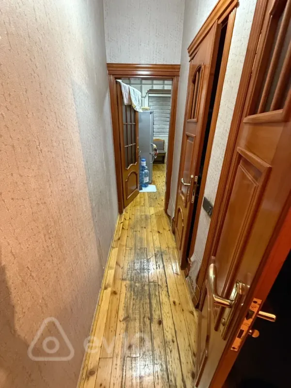 Kirayə verilir 3 otaqlı köhnə tikili 75 m²