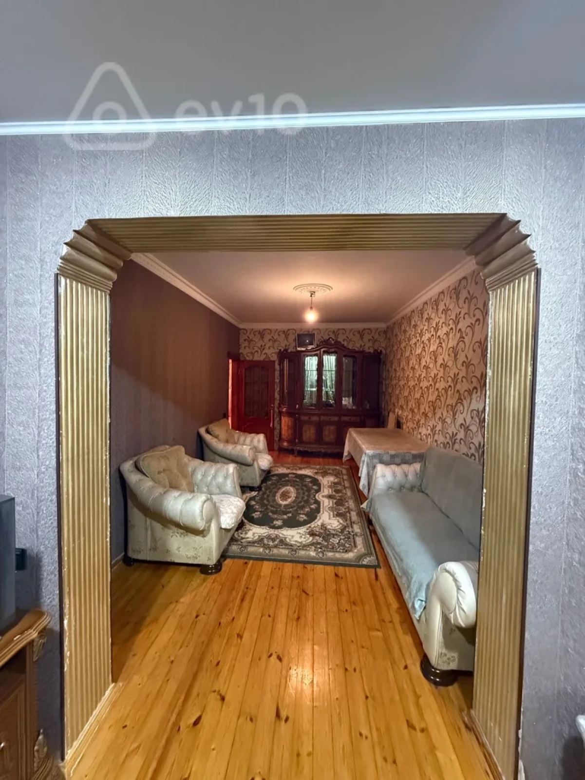Kirayə verilir 3 otaqlı köhnə tikili 75 m²