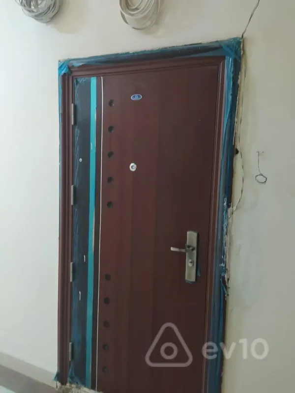 Satılır 2 otaqlı yeni tikili 110 m²