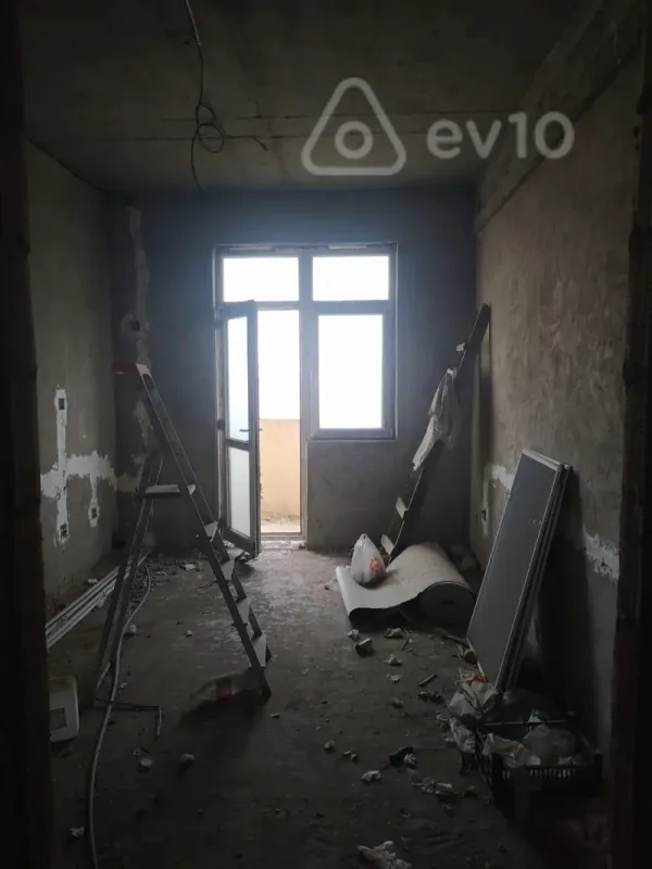 Satılır 2 otaqlı yeni tikili 110 m²