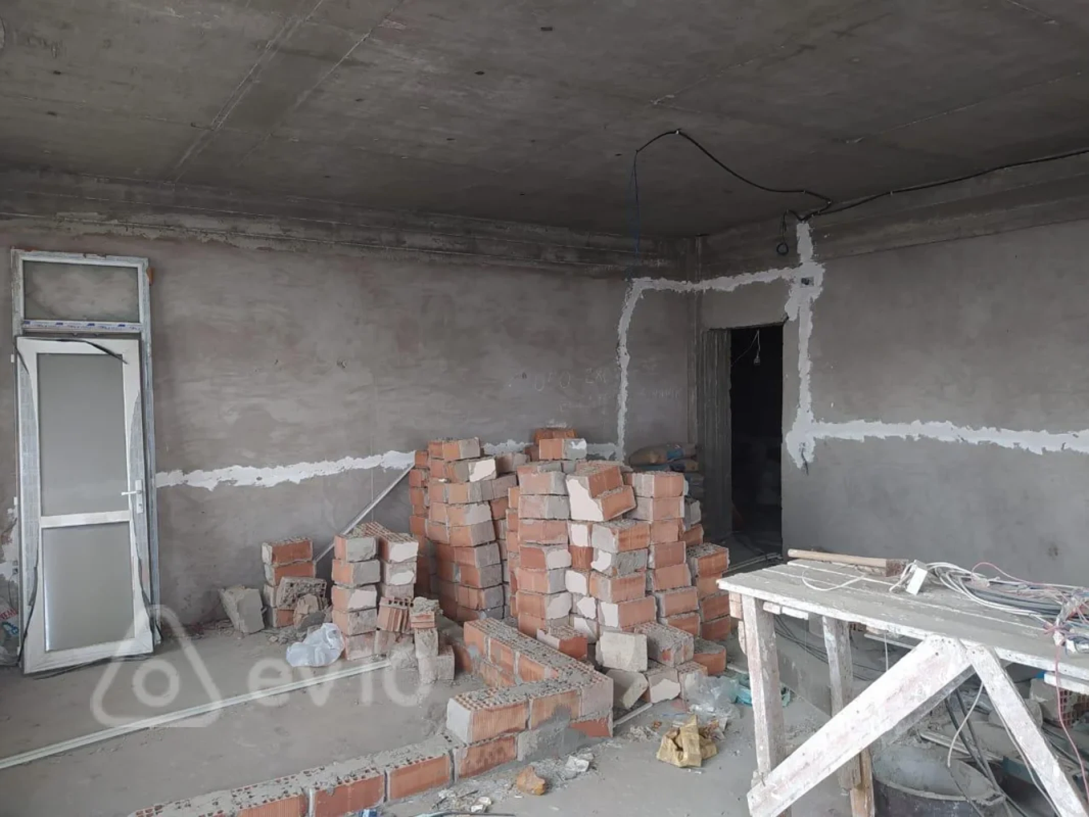 Satılır 2 otaqlı yeni tikili 110 m²