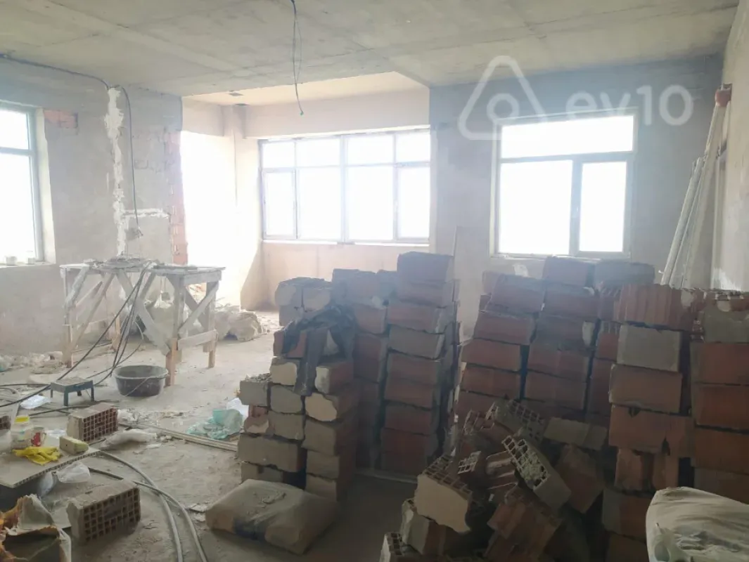 Satılır 2 otaqlı yeni tikili 110 m²