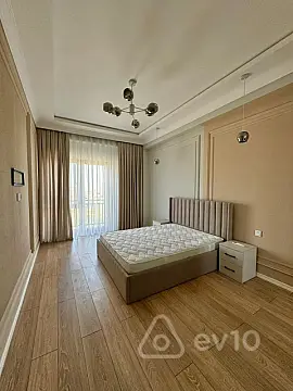 Kirayə verilir 2 otaqlı yeni tikili 103 m²