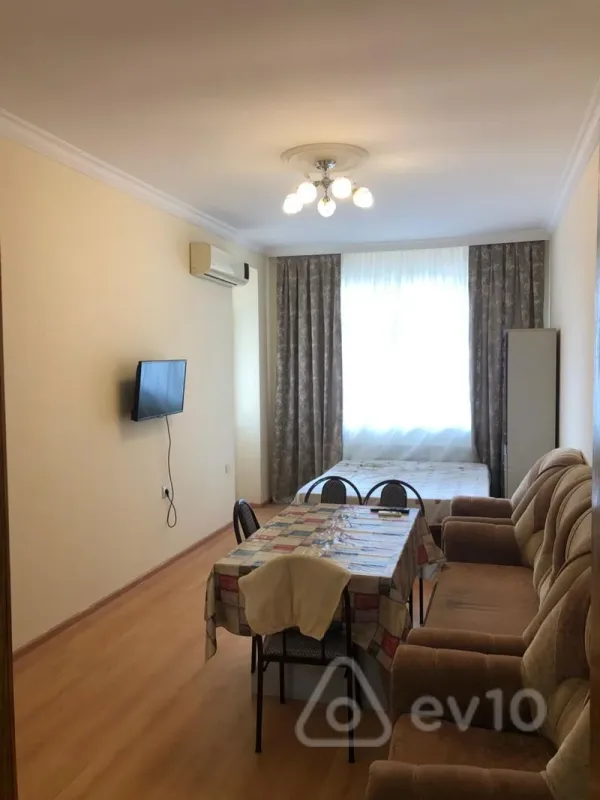 Satılır 2 otaqlı yeni tikili 68 m²