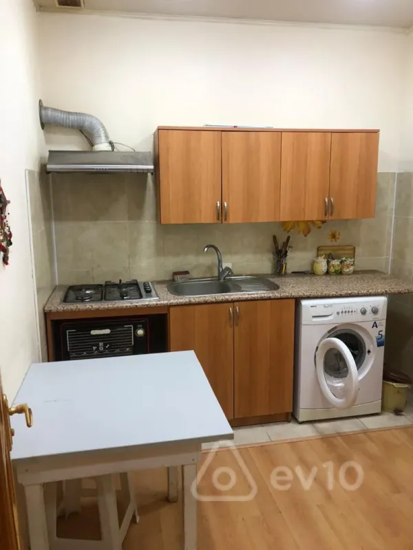 Satılır 2 otaqlı yeni tikili 68 m²