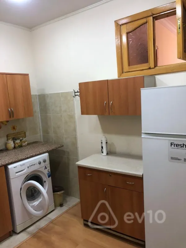 Satılır 2 otaqlı yeni tikili 68 m²