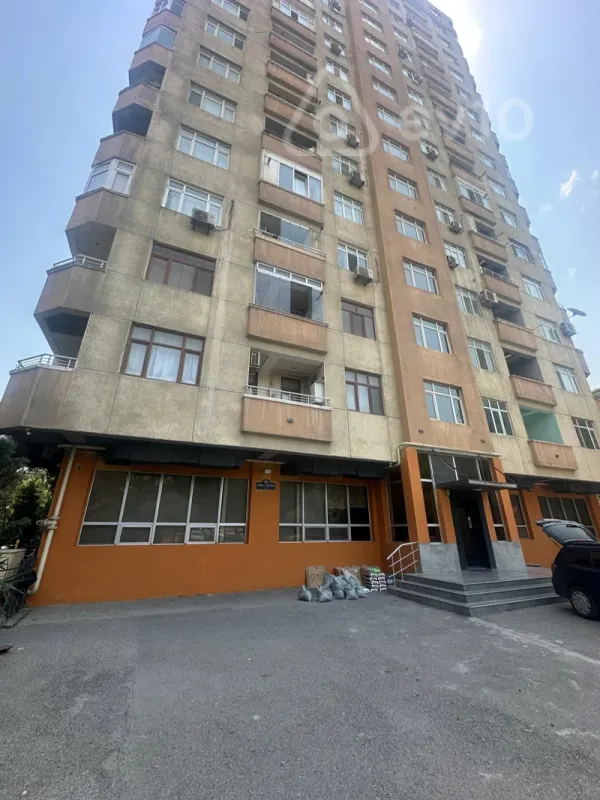 Satılır 2 otaqlı yeni tikili 68 m²