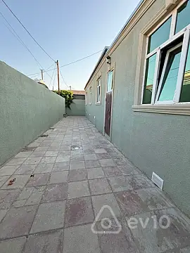 Satılır 6 otaqlı həyət evi 150 m² — Bakı, Səbail 6 otaq 150.00 m²