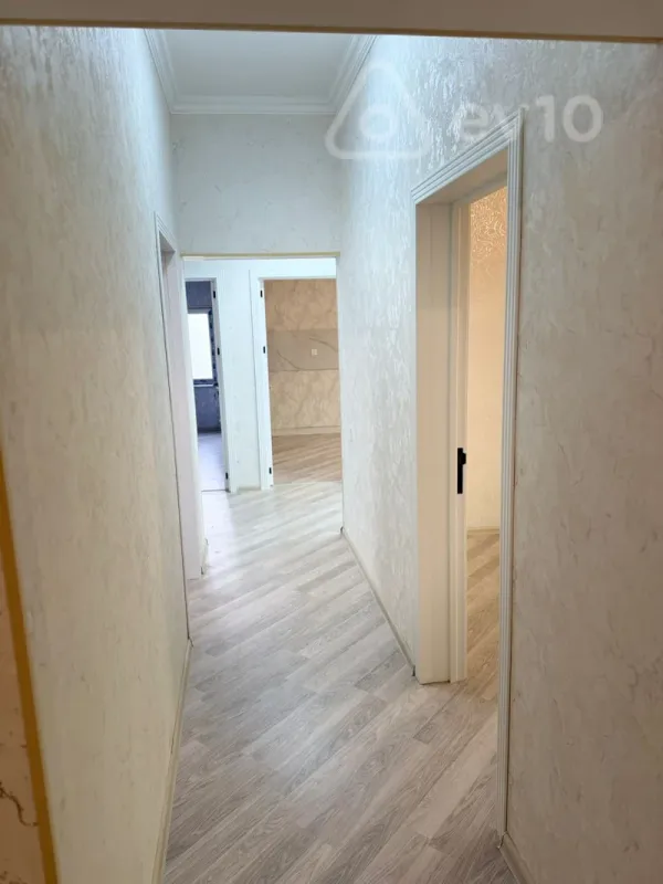 Satılır 6 otaqlı həyət evi 150 m²