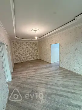 Satılır 6 otaqlı həyət evi 150 m²