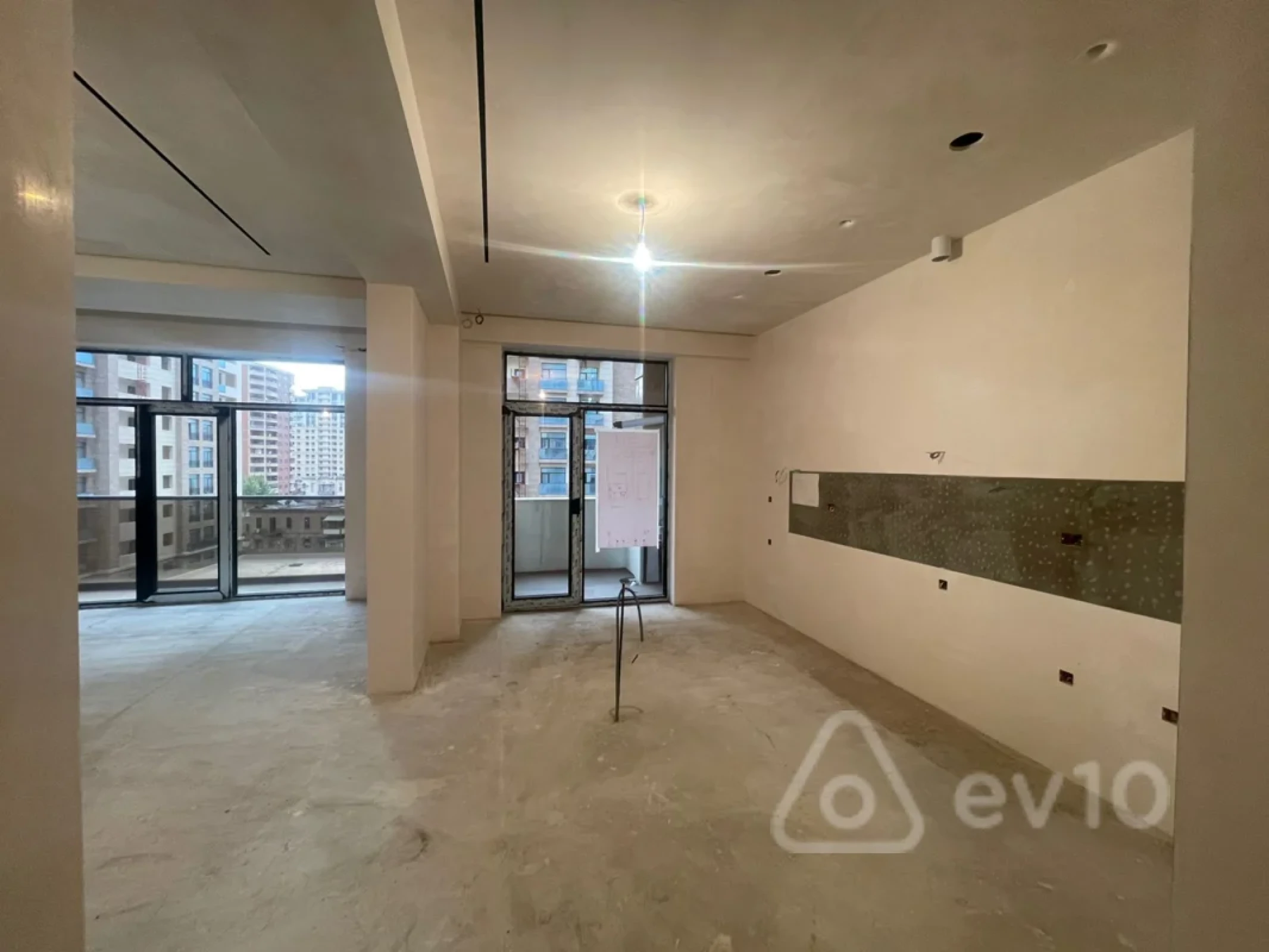Satılır 4 otaqlı yeni tikili 231 m²