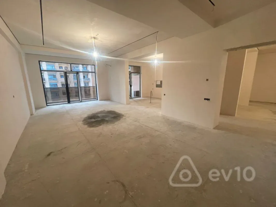 Satılır 4 otaqlı yeni tikili 231 m²