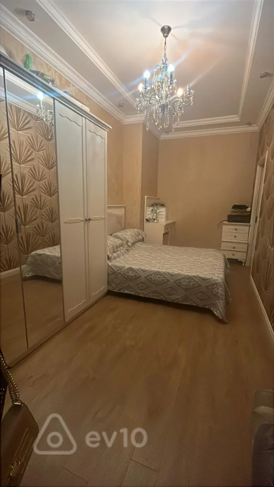 Kirayə verilir 3 otaqlı yeni tikili 100 m²