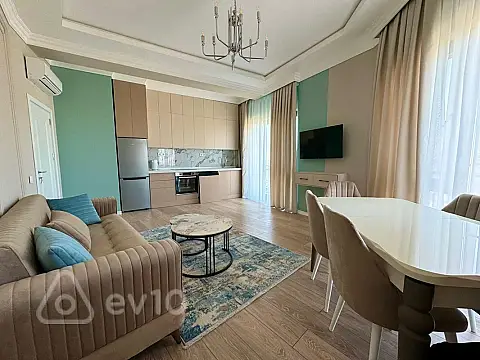 Kirayə verilir 4 otaqlı yeni tikili 155 m²