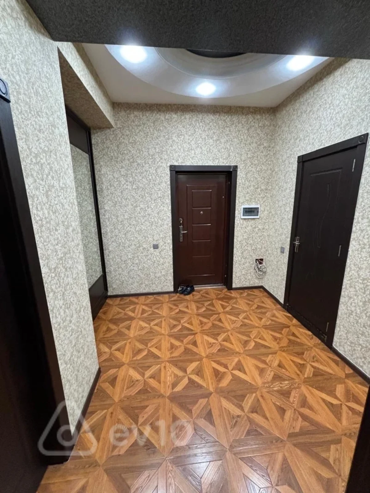 Kirayə verilir 2 otaqlı yeni tikili 85 m²