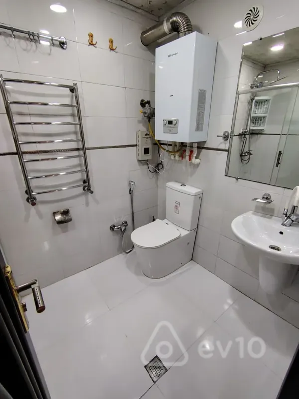 Satılır 3 otaqlı köhnə tikili 75 m²