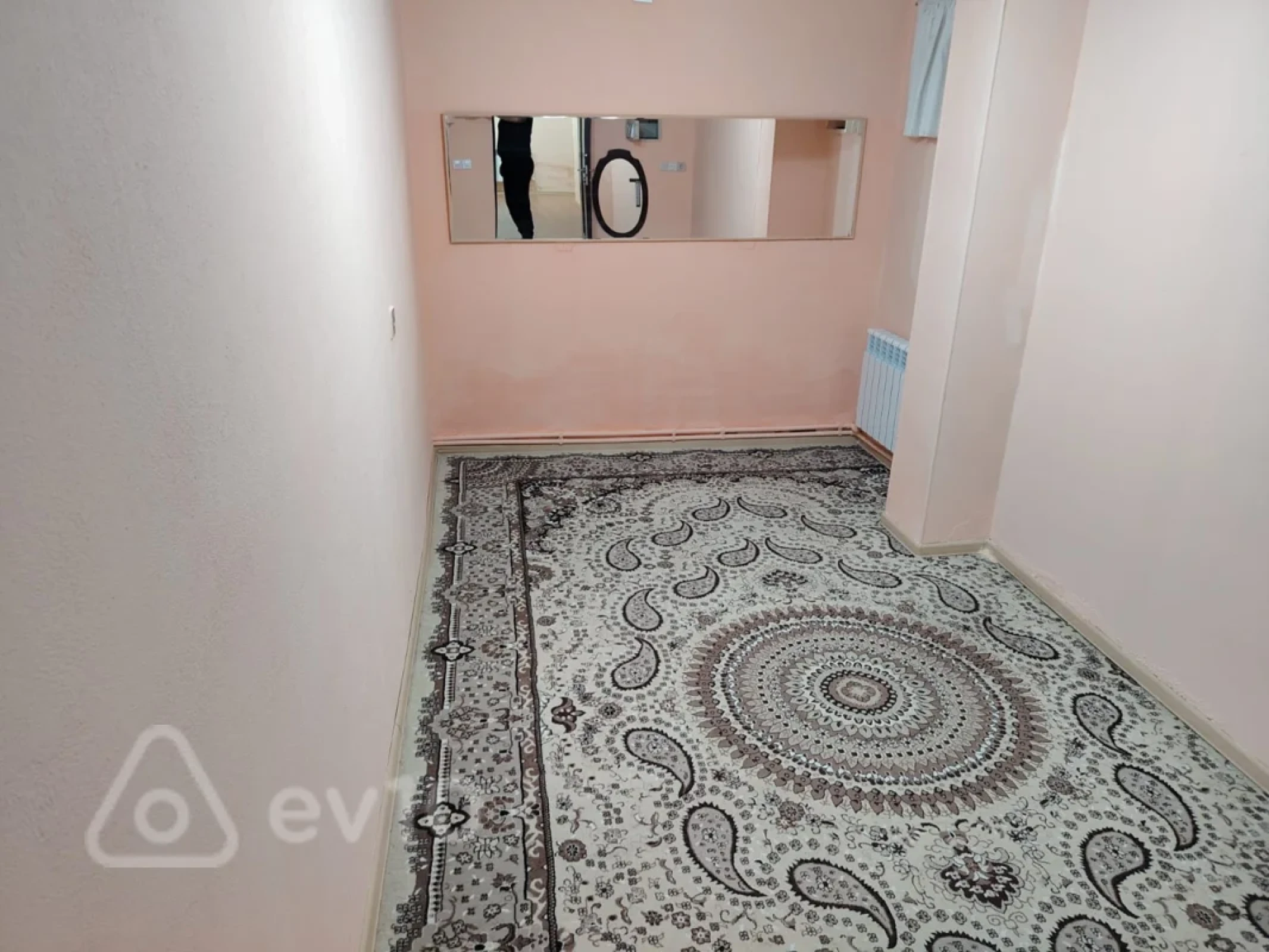Satılır 3 otaqlı köhnə tikili 75 m²