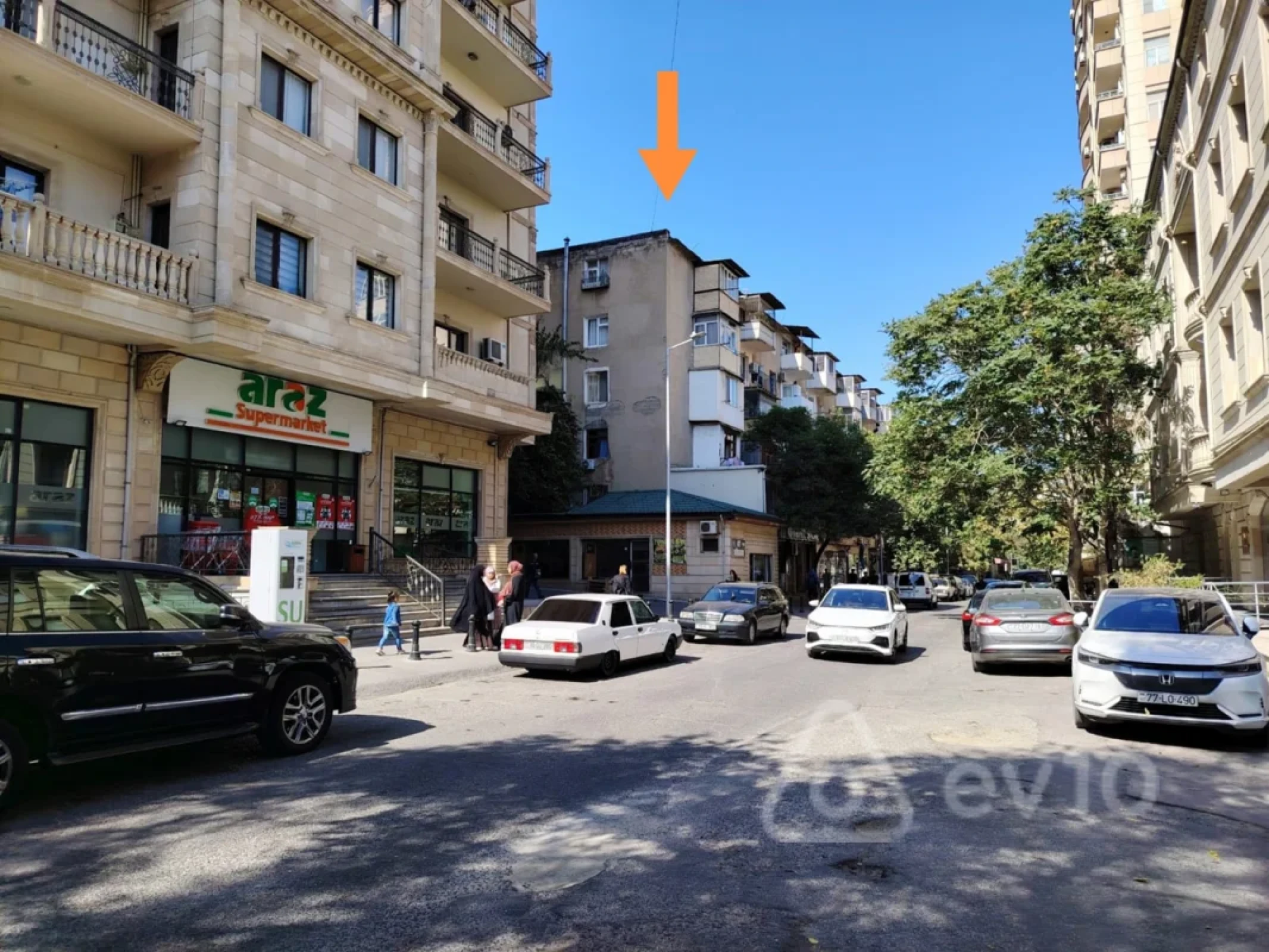 Satılır 3 otaqlı köhnə tikili 75 m²